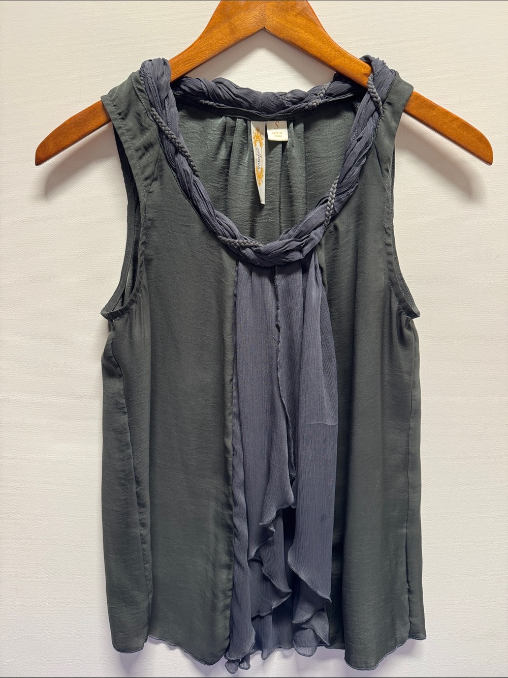 Adiva Olive Green & Grey Sleeveless Tank with Braided Scarf